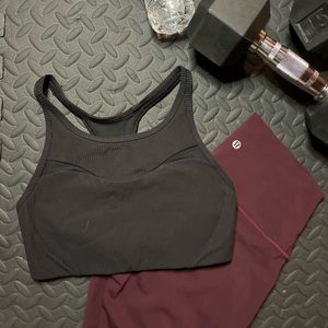 Lululemon Wunder train sports bra
